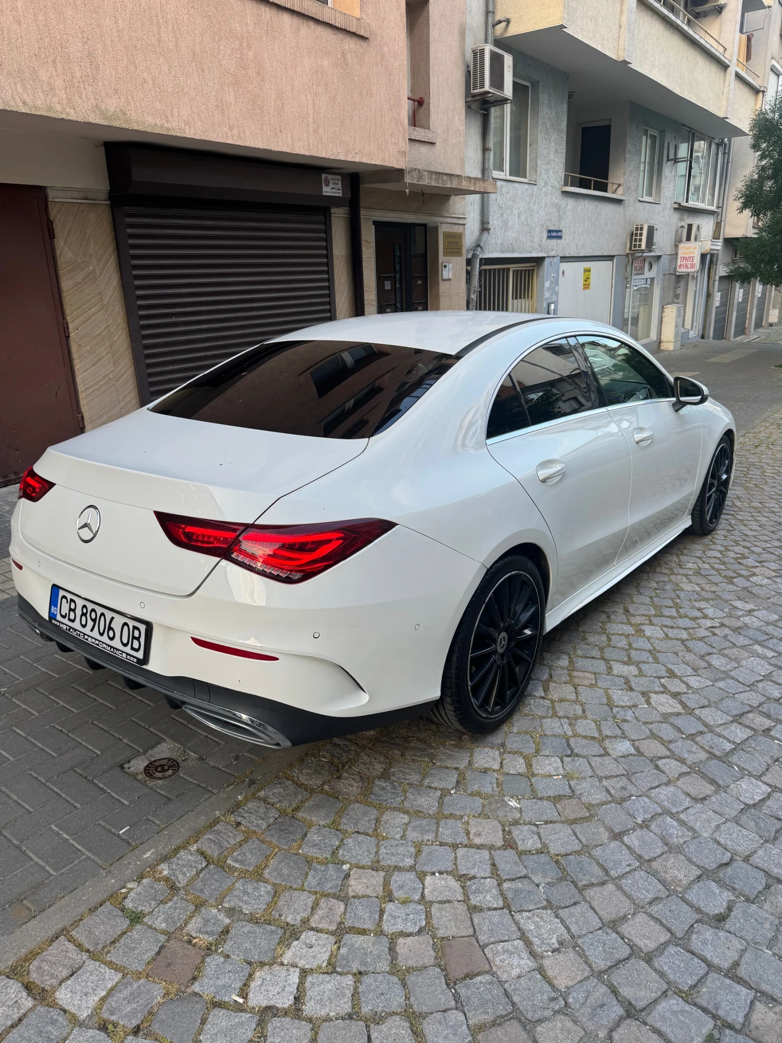 Mercedes-Benz CLA 220 Amg Line, снимка 2 - Автомобили и джипове - 55085932