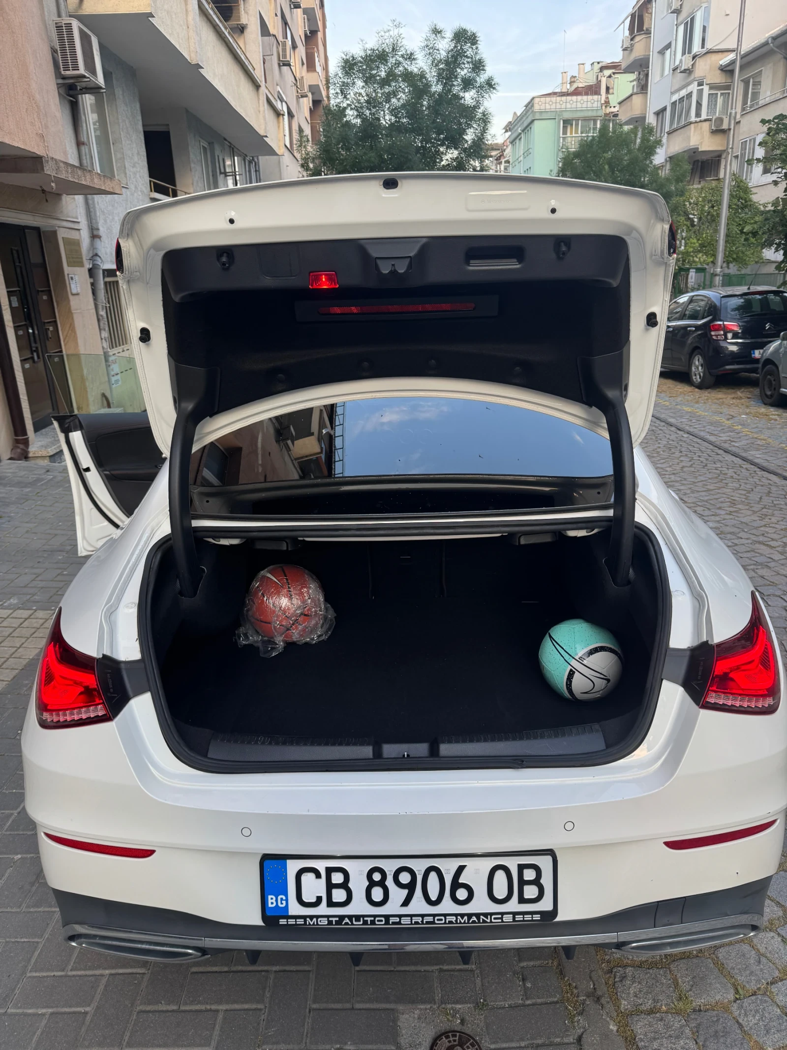Mercedes-Benz CLA 220 Amg Line, снимка 16 - Автомобили и джипове - 55085932