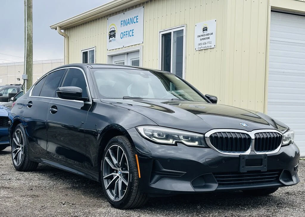 BMW 330 XDRIVE #PANO# #УНИКАТ# !FULL!, снимка 3 - Автомобили и джипове - 55130544