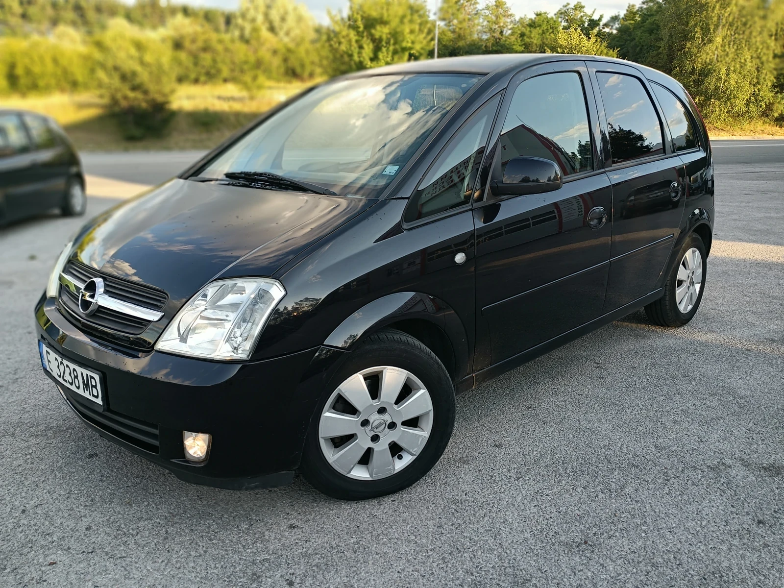 Opel Meriva, снимка 3 - Автомобили и джипове - 55287285