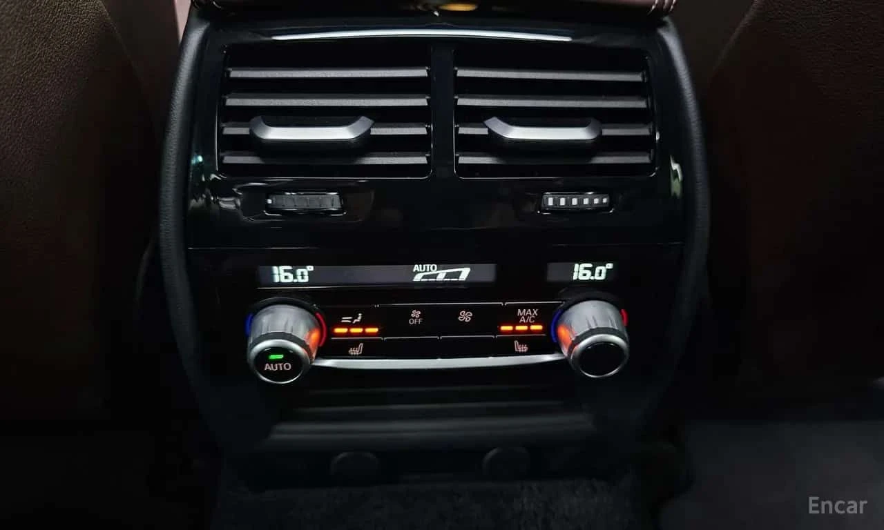 BMW 530 530i xDrive M Sport Package Plus, снимка 16 - Автомобили и джипове - 55725997