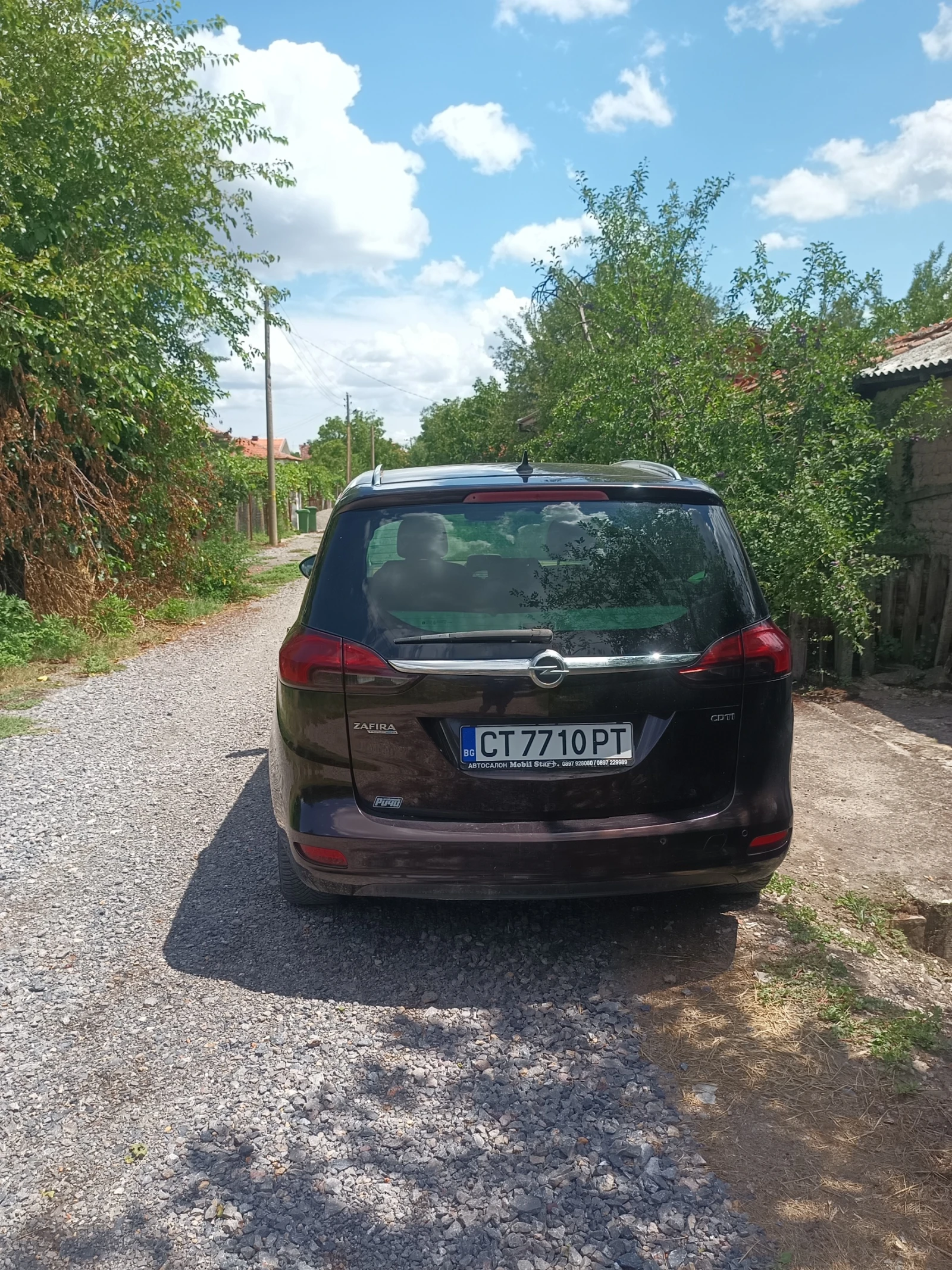 Opel Zafira Tourer 2.0CDTI, снимка 3 - Автомобили и джипове - 56074394