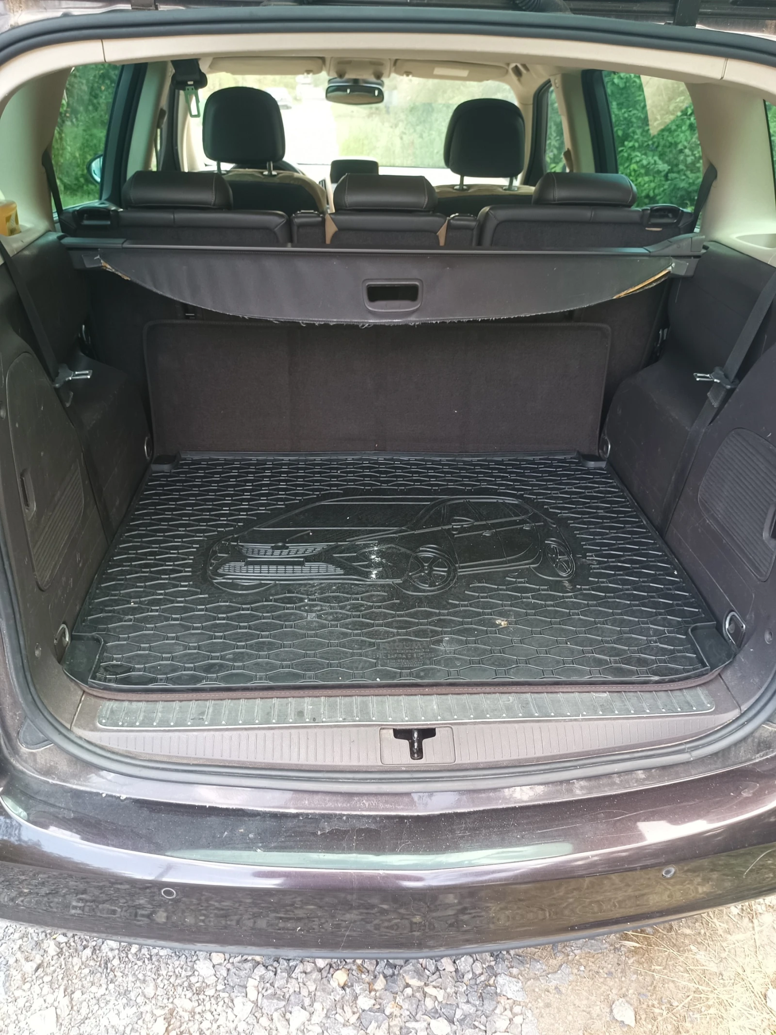 Opel Zafira Tourer 2.0CDTI, снимка 6 - Автомобили и джипове - 56074394