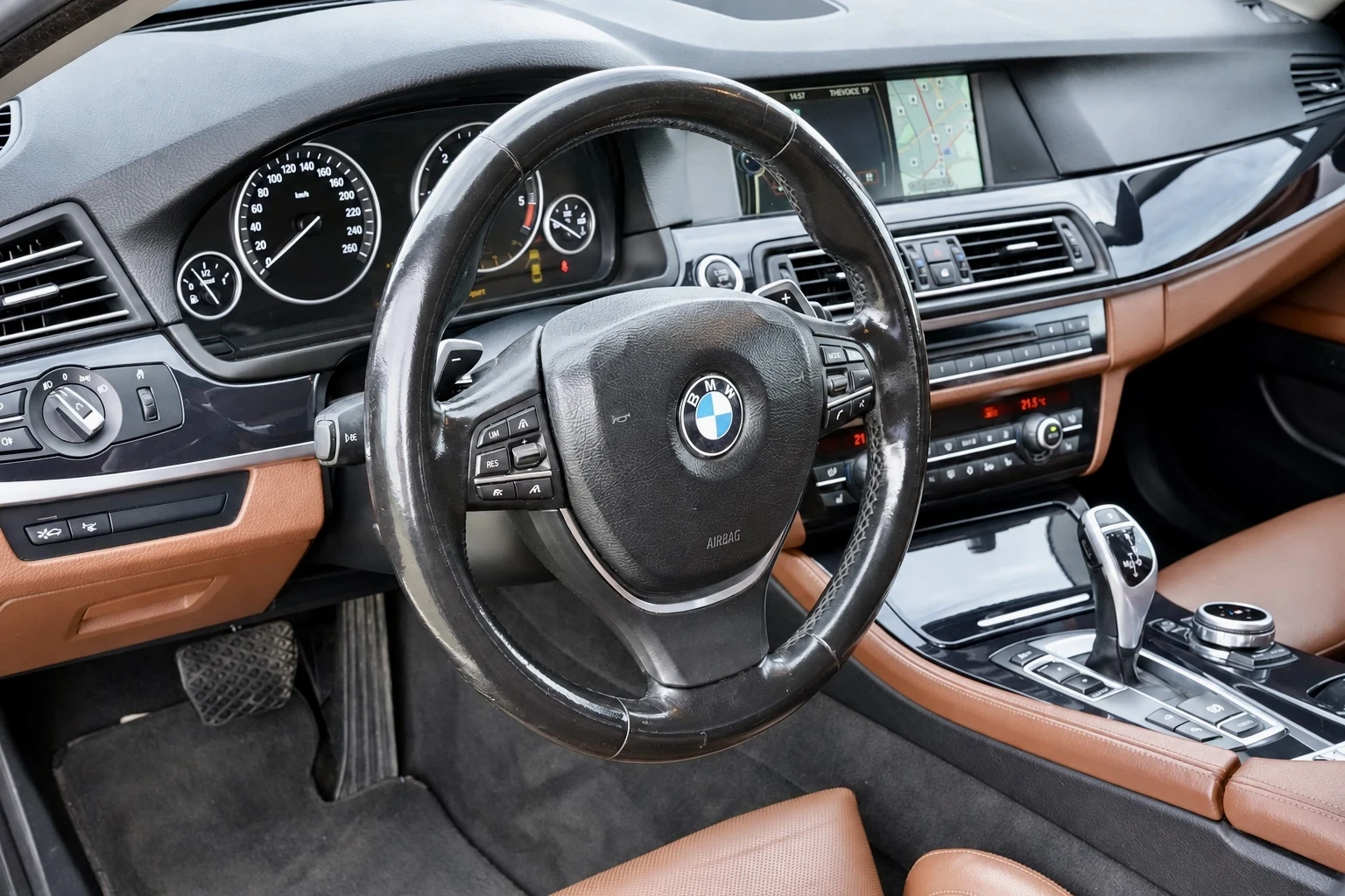BMW 535 M-PACK* KEYLESS* CAM* DISTR* H&K* HEAD-UP*  | Mobile.bg � ����������� 9