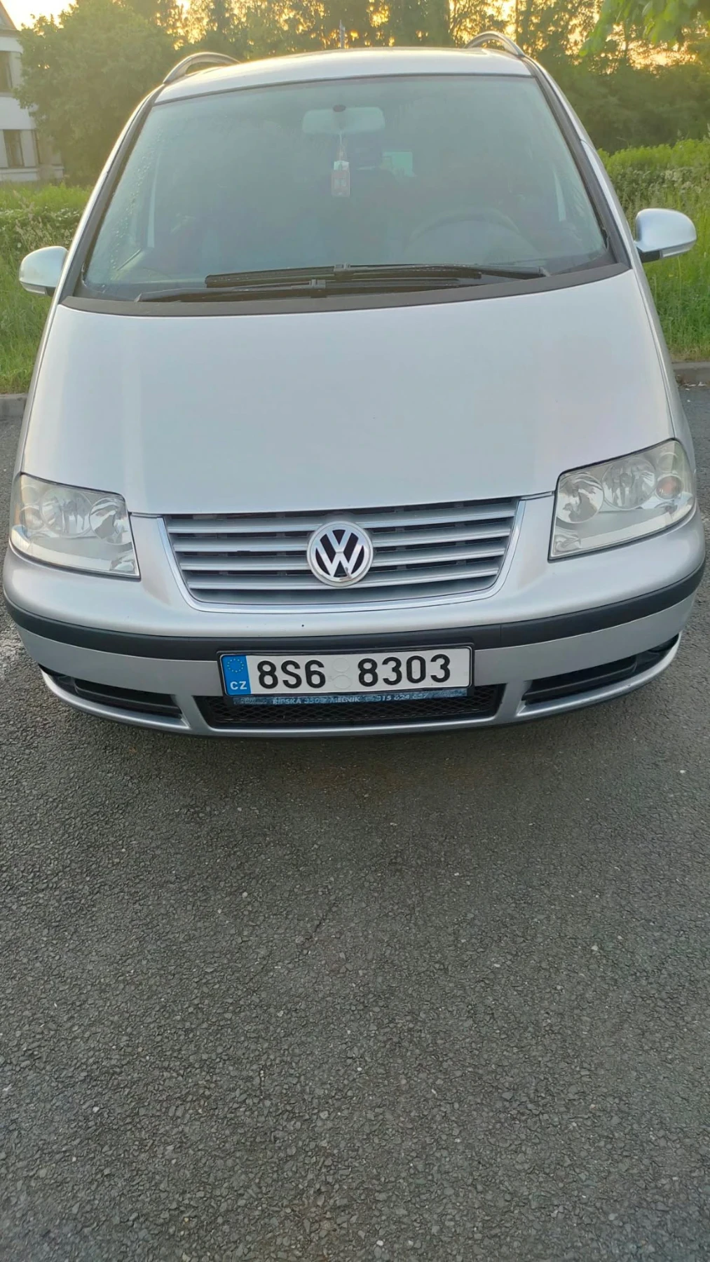 VW Sharan 1.9 tdi, снимка 4 - Автомобили и джипове - 56535510