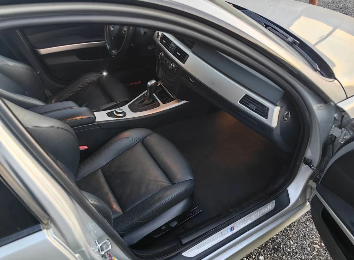 BMW 330 M pack , снимка 8 - Автомобили и джипове - 56630436