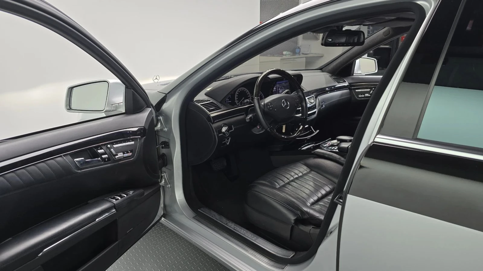 Mercedes-Benz S 500, снимка 10 - Автомобили и джипове - 56686654