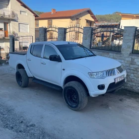 Mitsubishi L200, снимка 1
