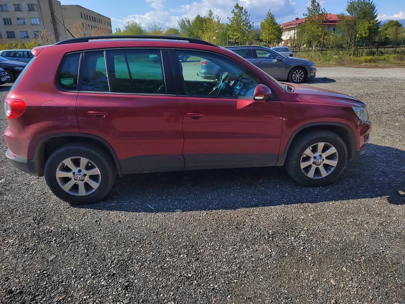 VW Tiguan, снимка 3 - Автомобили и джипове - 47607491