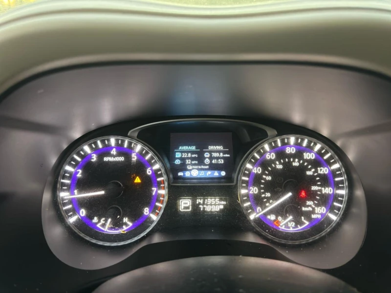 Infiniti QX60 Luxe* м.точка* Keyless* нави* подгрев* пано, снимка 9 - Автомобили и джипове - 48313616