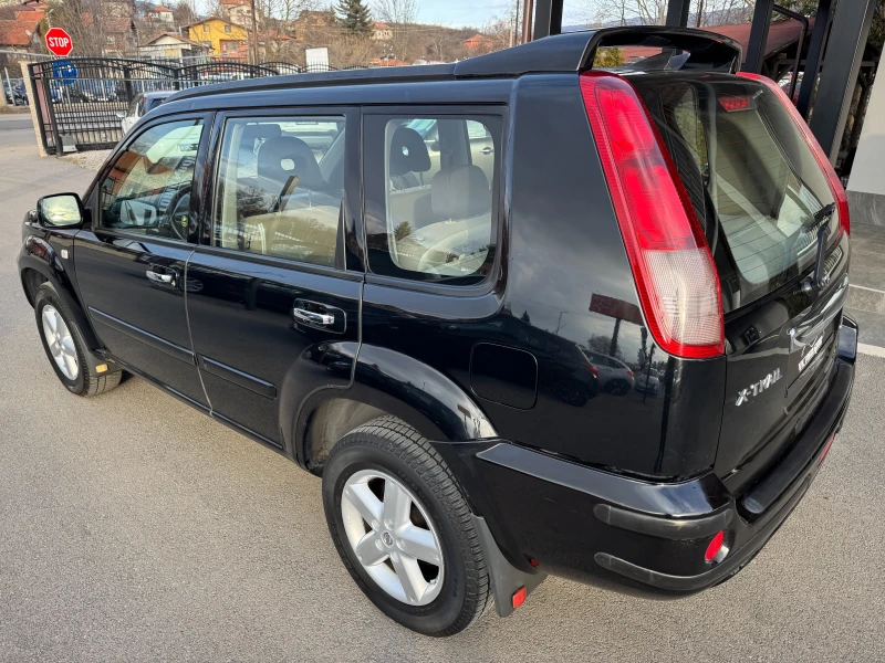 Nissan X-trail 2.2D НОВ ВНОС, снимка 4 - Автомобили и джипове - 48892594