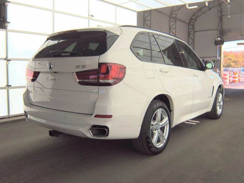 BMW X5 35i* M-Sport* Shadow* HUD* H/K* AdaptiveLED* Вакуу, снимка 3 - Автомобили и джипове - 52317933