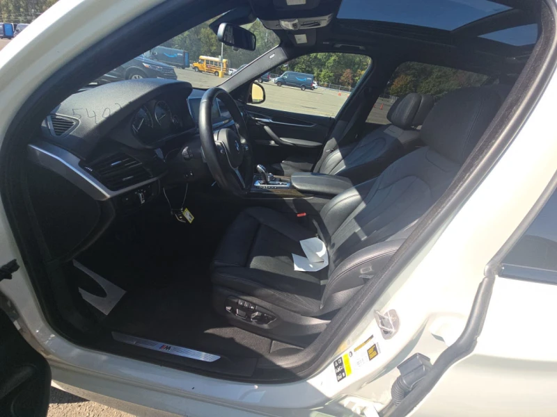 BMW X5 35i* M-Sport* Shadow* HUD* H/K* AdaptiveLED* Вакуу, снимка 9 - Автомобили и джипове - 52317933