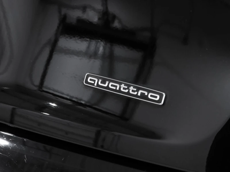 Audi Q5 * 45TFSI Quattro / Progressiv Pkg / Panoramic / Na, снимка 10 - Автомобили и джипове - 52924351