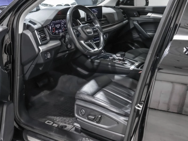 Audi Q5 * 45TFSI Quattro / Progressiv Pkg / Panoramic / Na, снимка 14 - Автомобили и джипове - 52924351