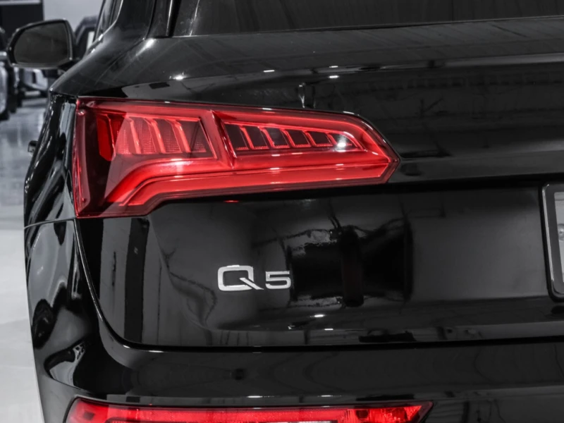 Audi Q5 * 45TFSI Quattro / Progressiv Pkg / Panoramic / Na, снимка 9 - Автомобили и джипове - 52924351