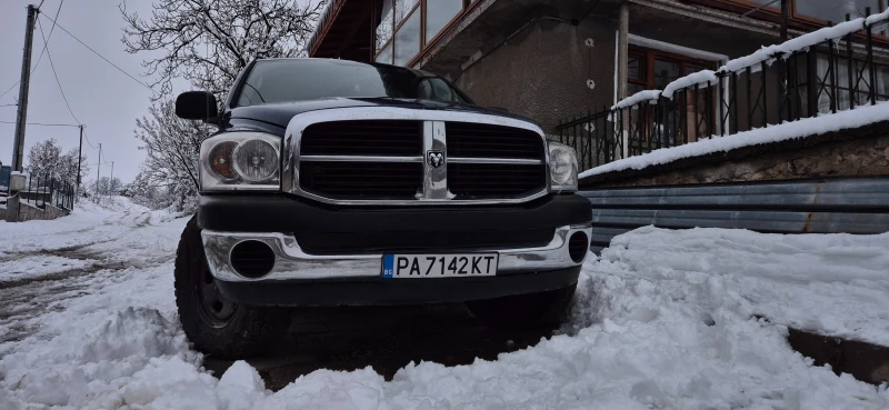 Dodge RAM 1500 5.7 HEMI, снимка 3 - Автомобили и джипове - 53327790