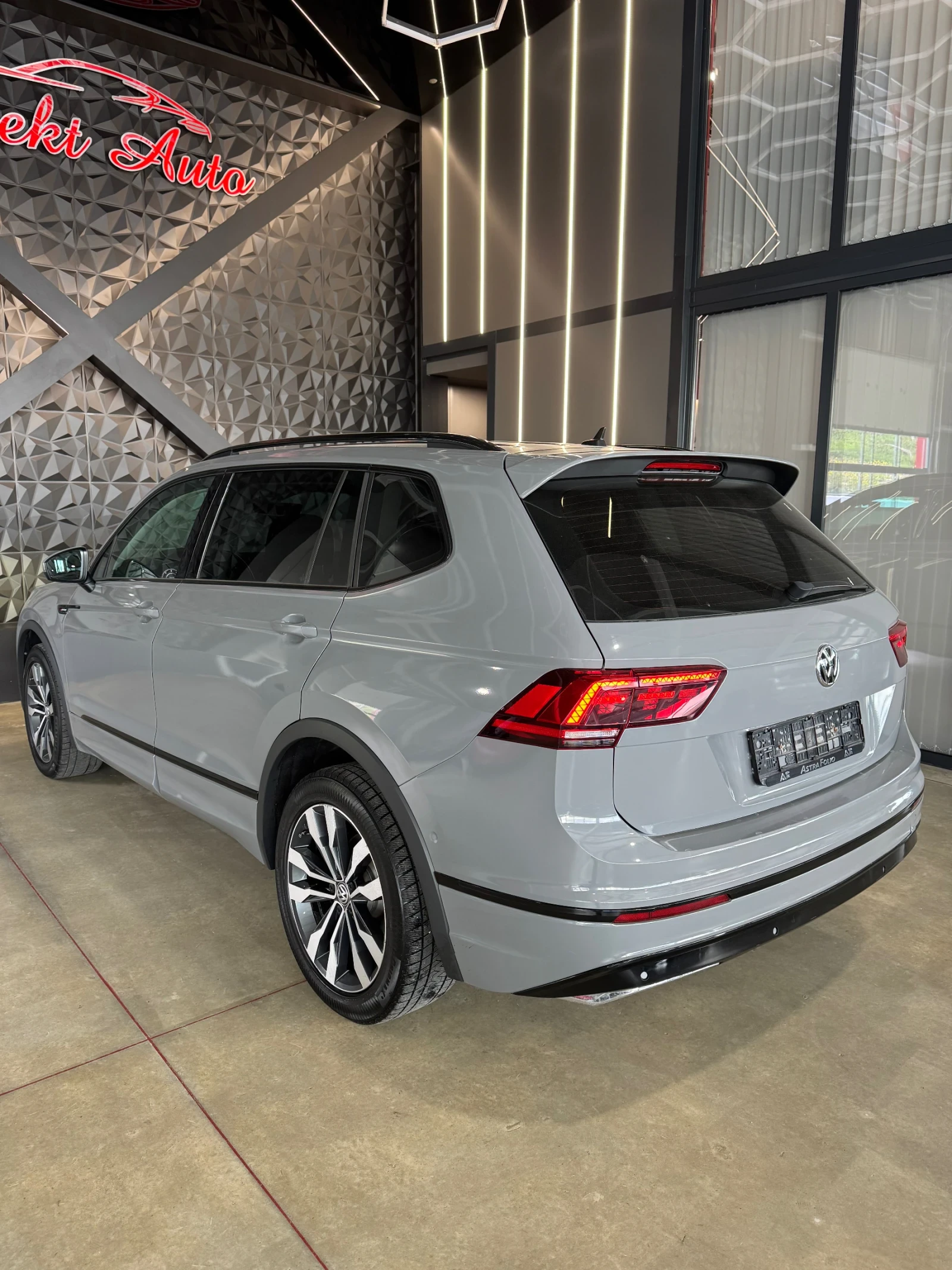 VW Tiguan 4 MOTION * R LINE * 6+ 1 места * DYNAUDIO - изображение 3
