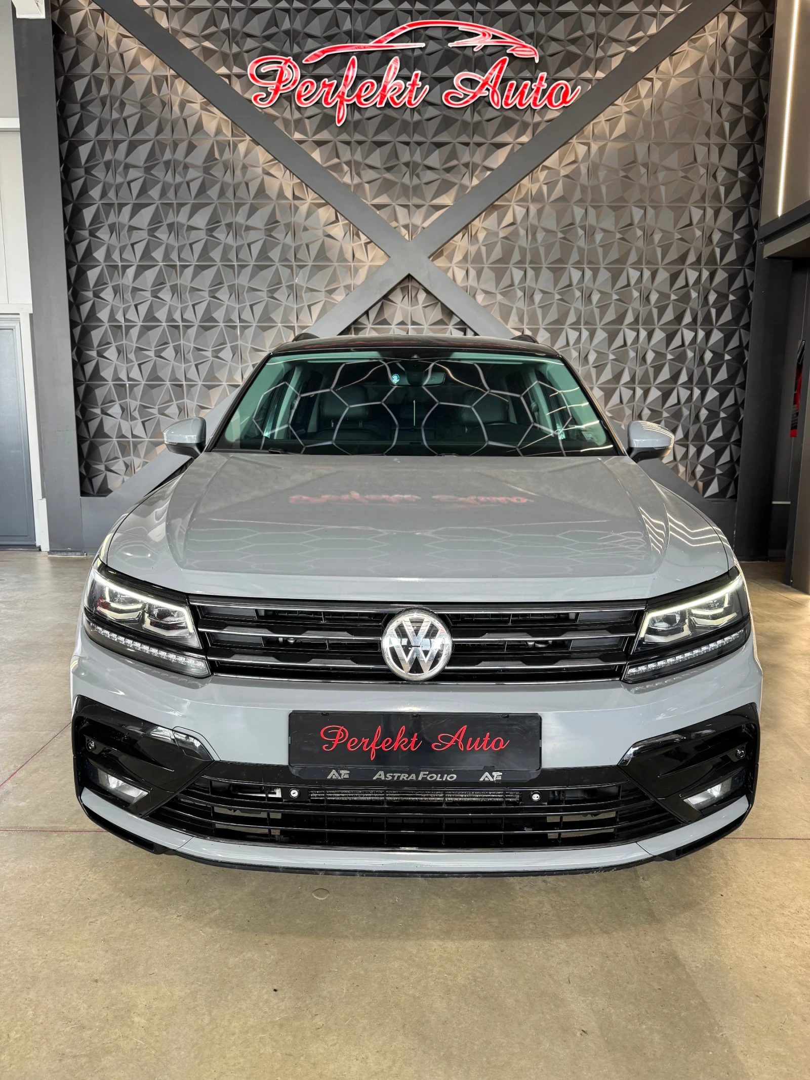 VW Tiguan 4 MOTION * R LINE * 6+ 1 места * DYNAUDIO - изображение 2