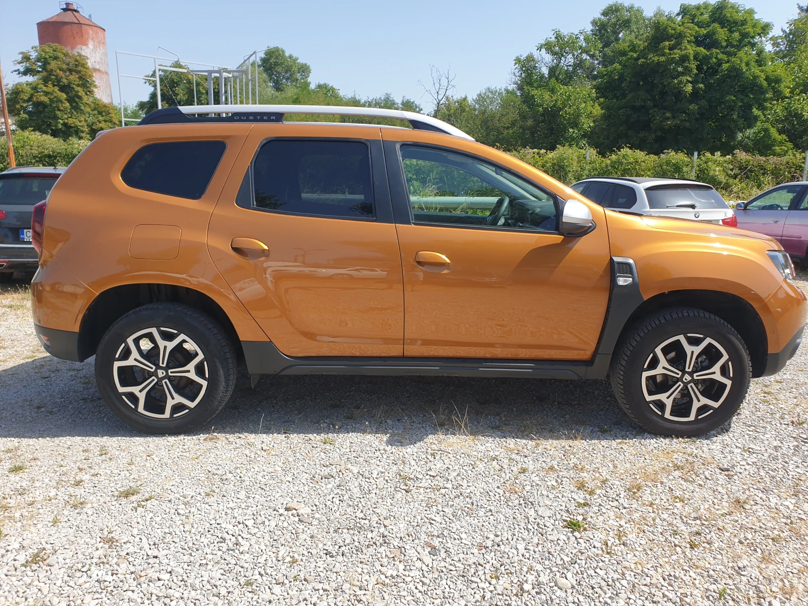 Dacia Duster ИТАЛИЯ 1.6-БЕНЗИН/ГАЗ EURO-6 - изображение 8