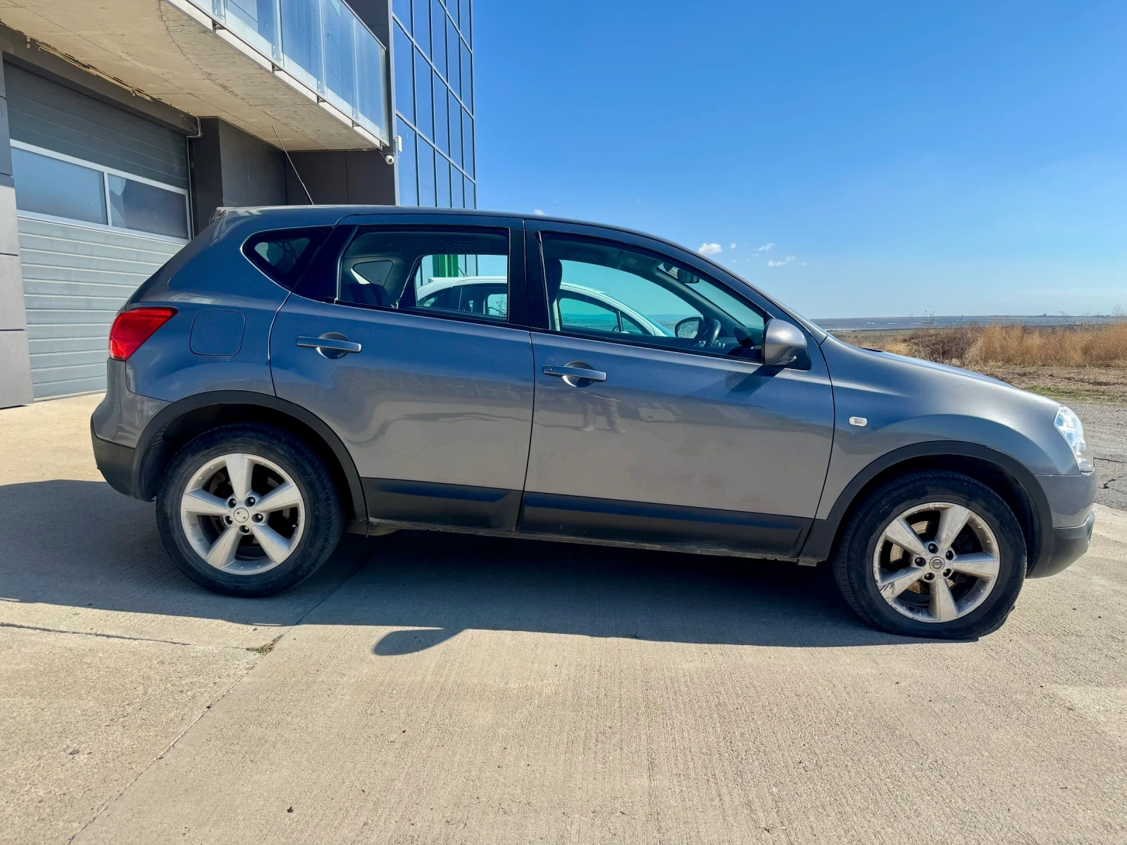 Nissan Qashqai 1.5 DCI - изображение 4