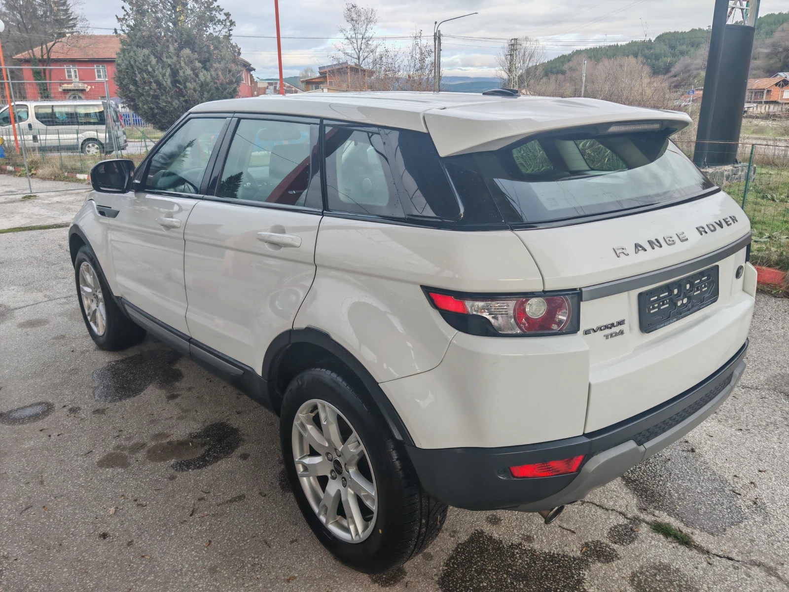 Land Rover Range Rover Evoque 2.2TDI 4x4 | Mobile.bg   5