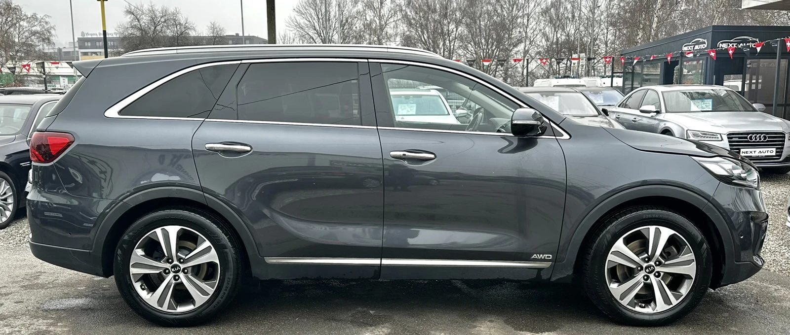 Kia Sorento 2.0D 185HP AWD 6+ 1 PANO H/K 360'CAM ОБДУХВАНЕ - изображение 4