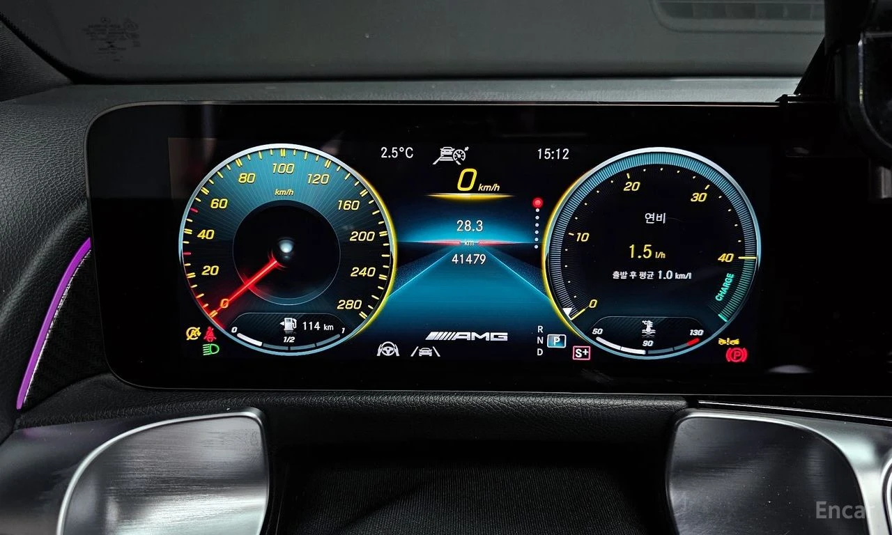 Mercedes-Benz GLB35AMG 4MATIC* ПОДГРЕВ* НАВИГАЦИЯ* 2 КЛЮЧА, снимка 5 - Автомобили и джипове - 54944667