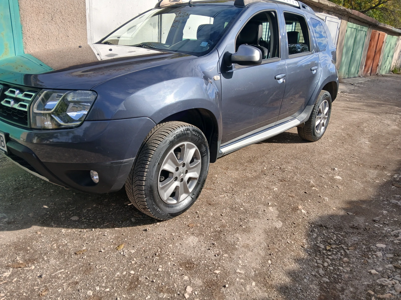 Dacia Duster, снимка 14 - Автомобили и джипове - 56745090