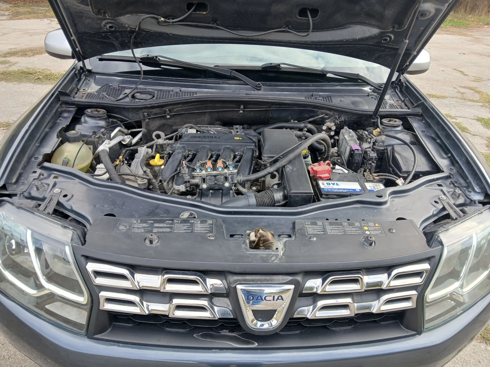 Dacia Duster, снимка 9 - Автомобили и джипове - 56745090