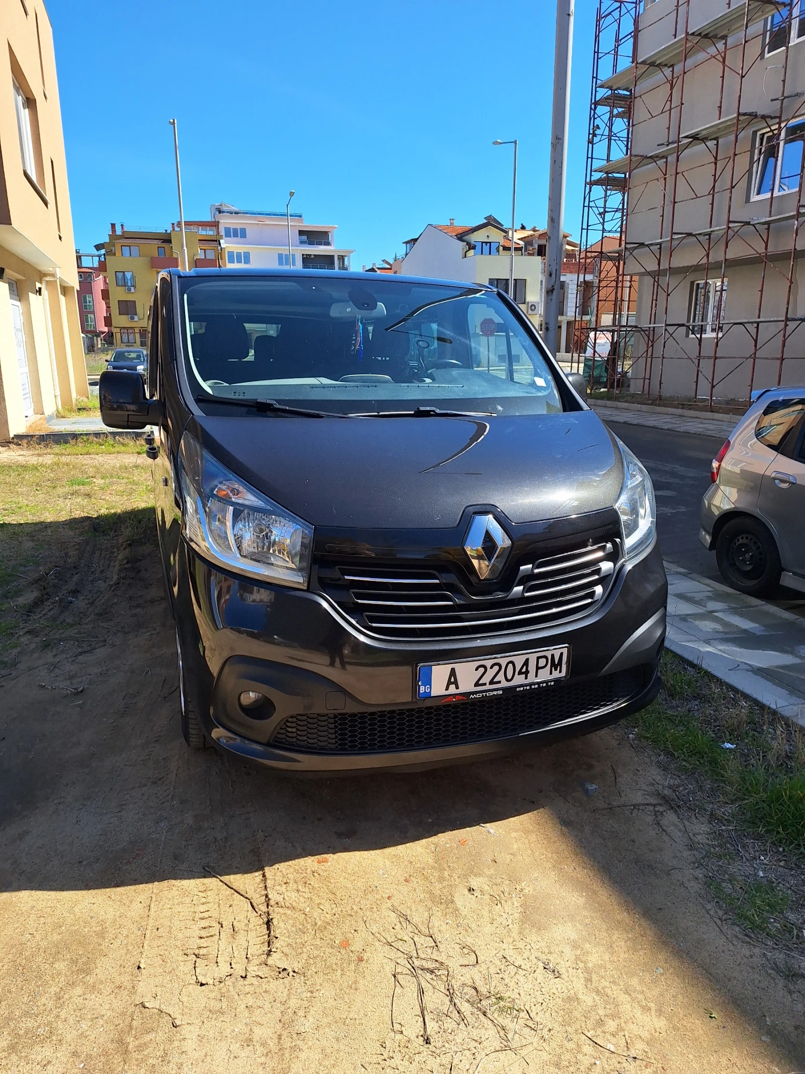 Renault Trafic, снимка 9 - Бусове и автобуси - 56482869
