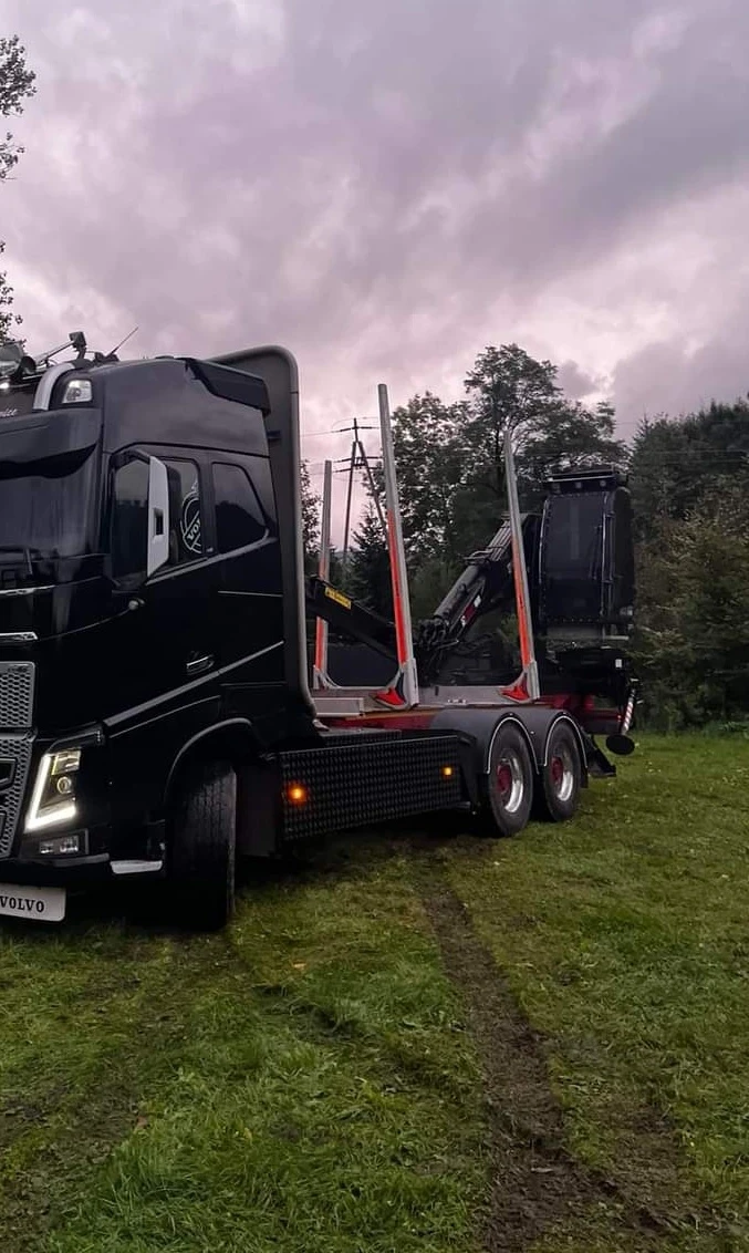 Volvo Fh16 750  Оригинална каросерия от Volvo , снимка 1 - Камиони - 47526133