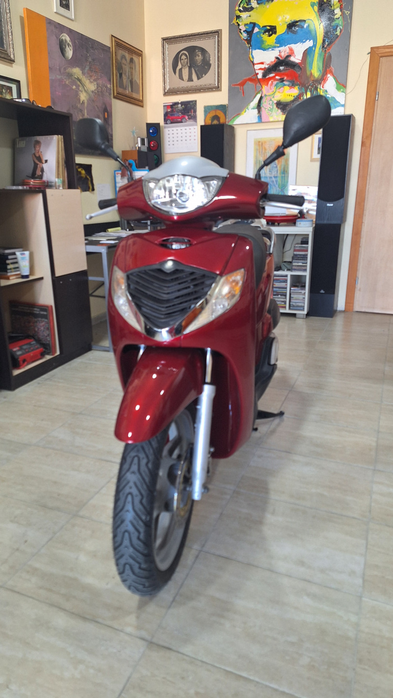 Honda Sh 150cc, снимка 1 - Мотоциклети и мототехника - 45996375
