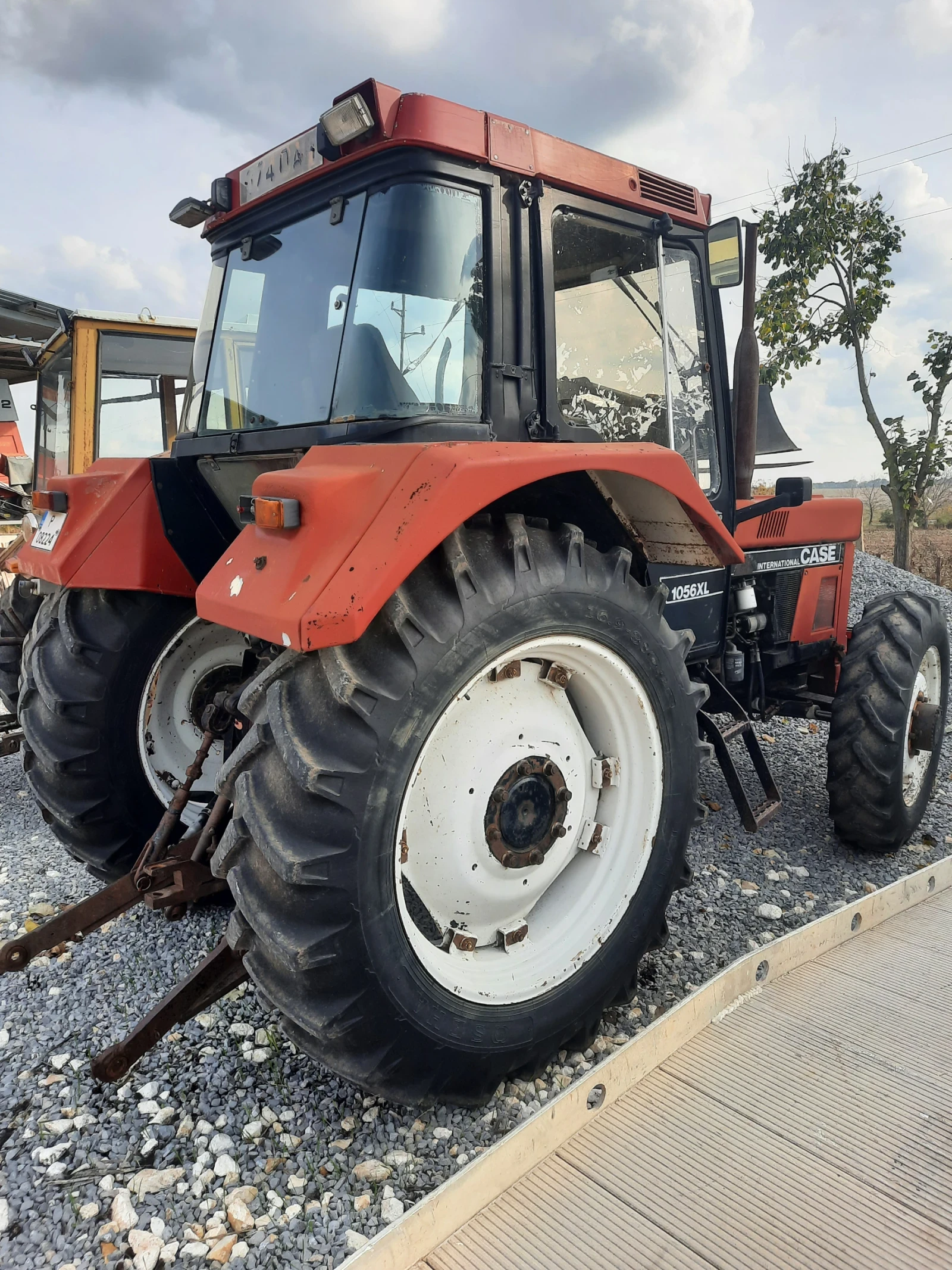 Трактор CASE IH 1056 - изображение 9