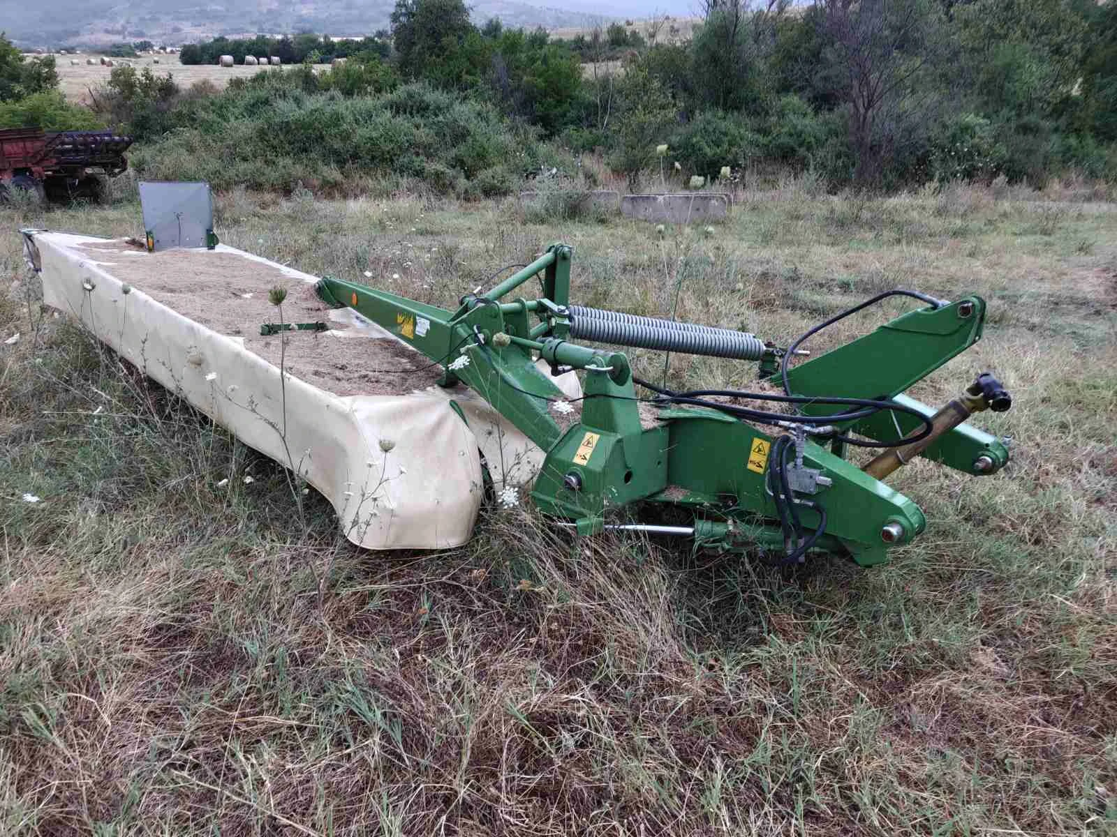 Сенокосачка Krone EasyCut 400 , снимка 3 - Селскостопанска техника - 55409670