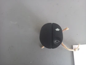 Копче ел стъкло предно дясно Форд Кънект 