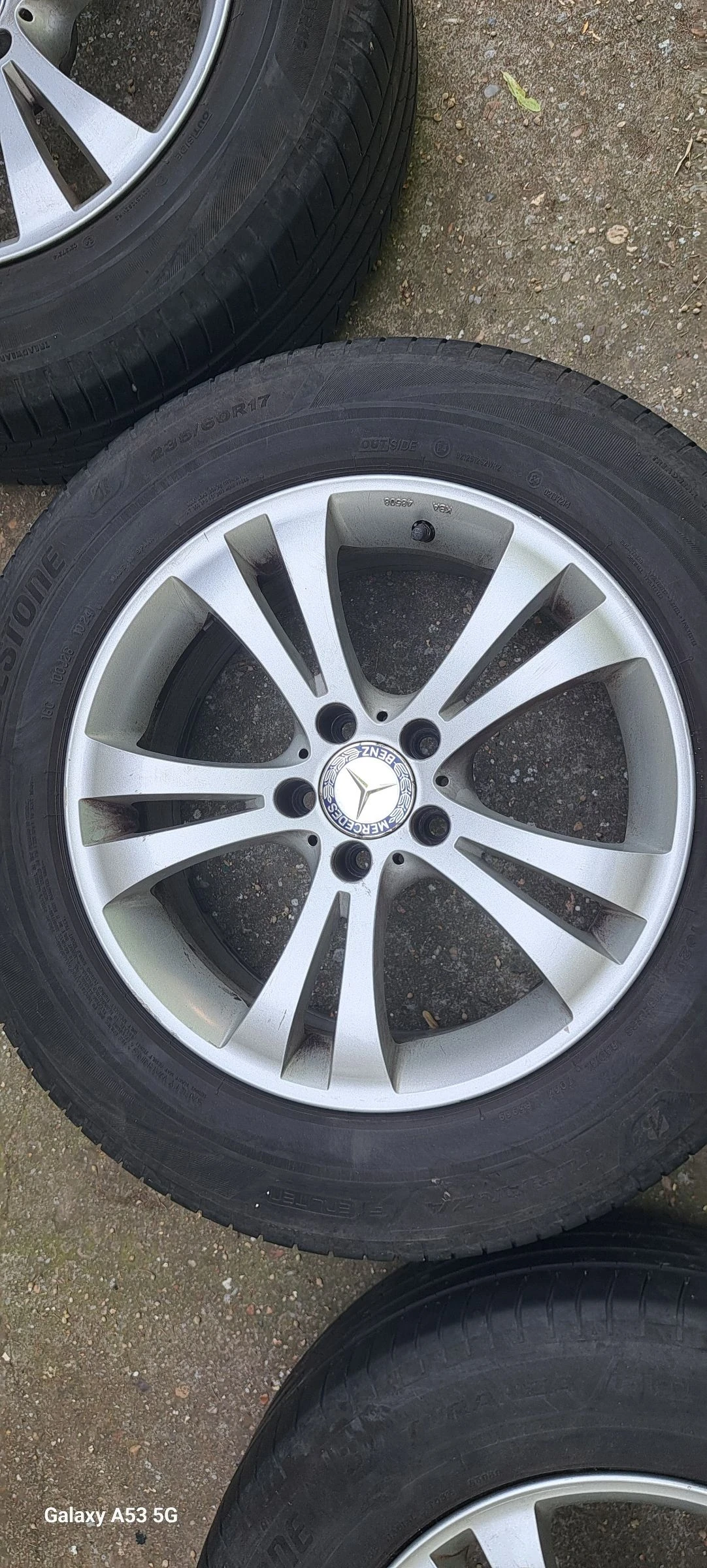 Гуми с джанти Bridgestone 235/60R17, снимка 2 - Гуми и джанти - 55342553