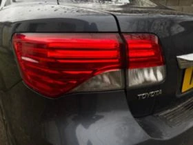 Toyota Avensis 2.0D-4d 124к.с 2013г Facelift  Навигацив , снимка 11