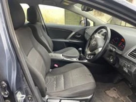 Toyota Avensis 2.0D-4d 124к.с 2013г Facelift  Навигацив , снимка 12