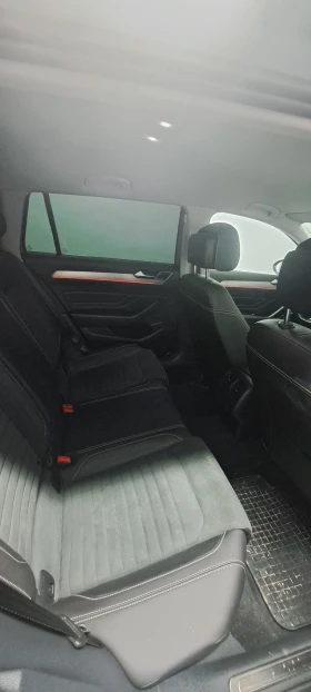 VW Passat 2.0 TDi Hingline, снимка 11