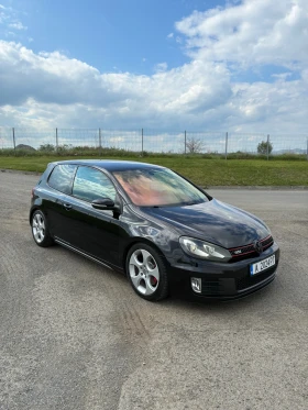VW Golf GTI 2.0TSI, снимка 2