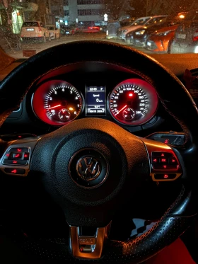 VW Golf GTI 2.0TSI, снимка 16