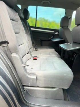 VW Touran 2.0 TDI  - 3499 лв. / 1789.01 € - 35293309 12