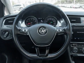 VW Golf * АВТО КРЕДИТ* ЦЕНА ДО БГ * СЕРВИЗНА ИСТОРИЯ *  - 16999 лв. / 8691.45 € - 57203796 8