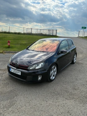 VW Golf GTI 2.0TSI