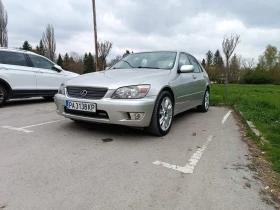 ����� �� �������� �� Lexus IS 200
