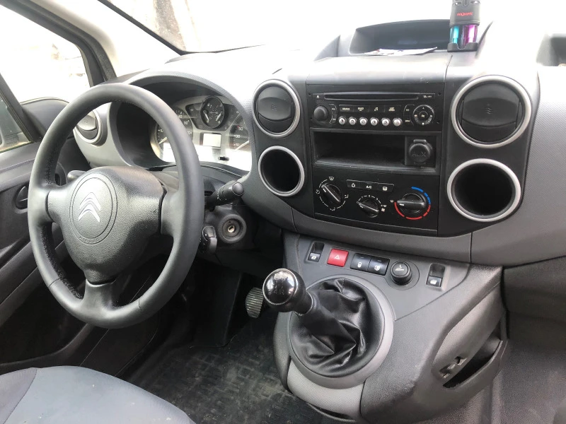 Citroen Berlingo 1.6 eHD?, снимка 5 - Автомобили и джипове - 47136482