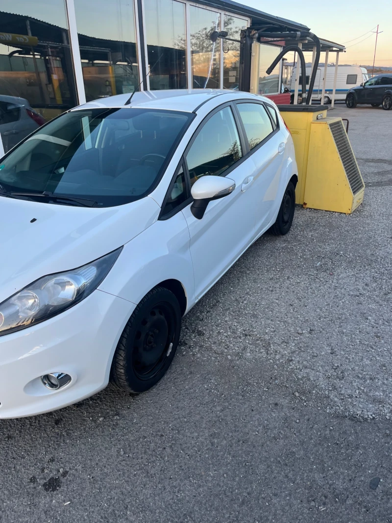 Ford Fiesta 1.4 TDCI Trend, снимка 4 - Автомобили и джипове - 47608302