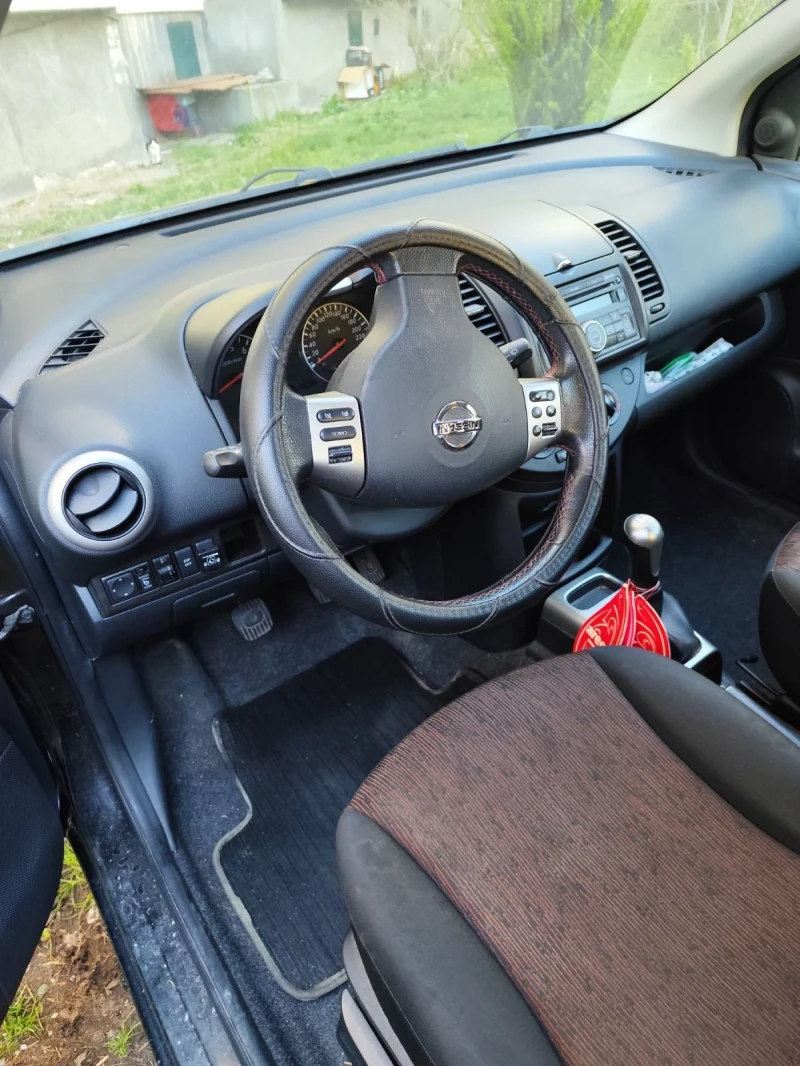 Nissan Note, снимка 3 - Автомобили и джипове - 49563317