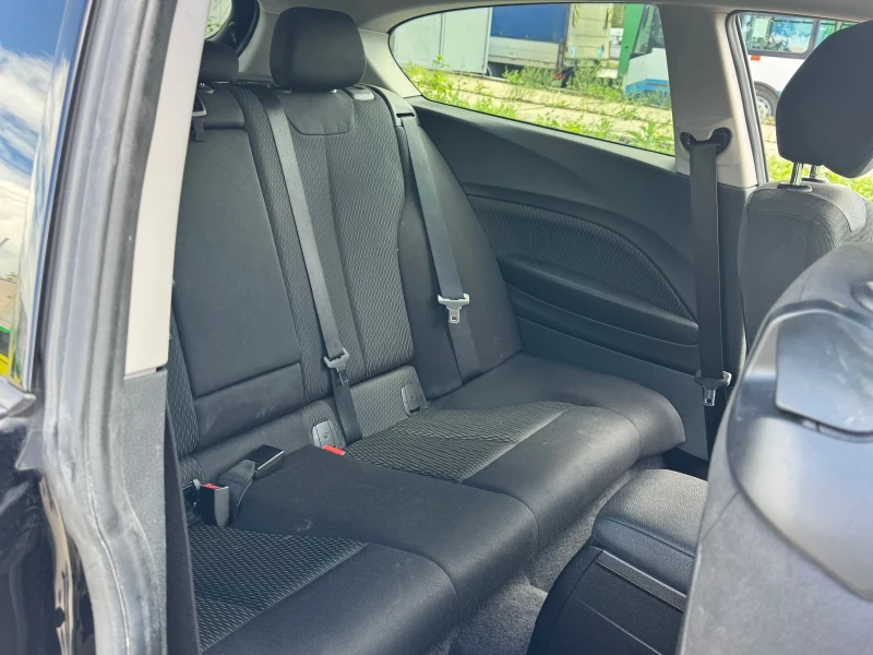 BMW 118 X-DRIVE  , снимка 10 - Автомобили и джипове - 52670230